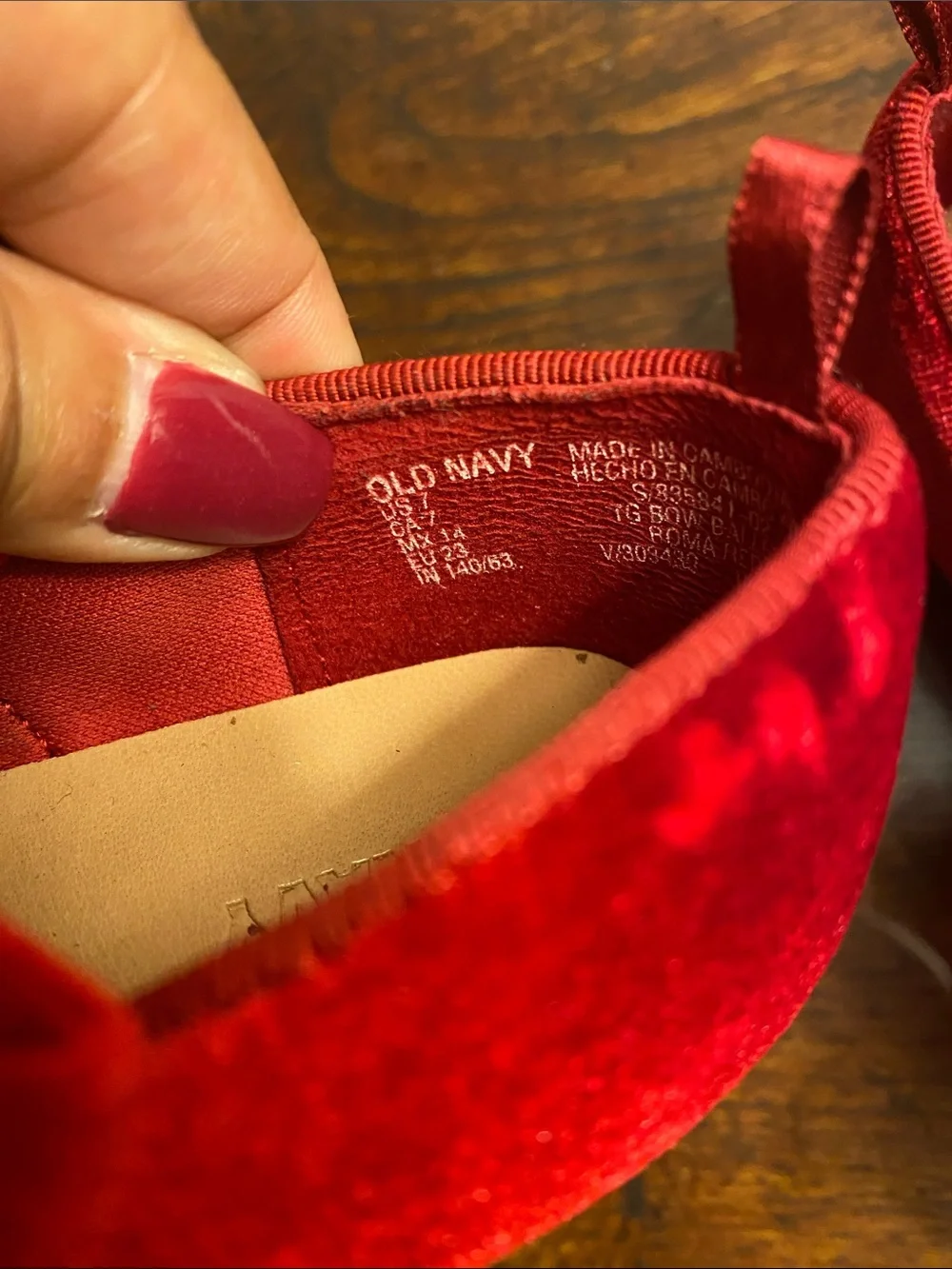Old Navy Red Velvet Bow Girls' Ballet Flats